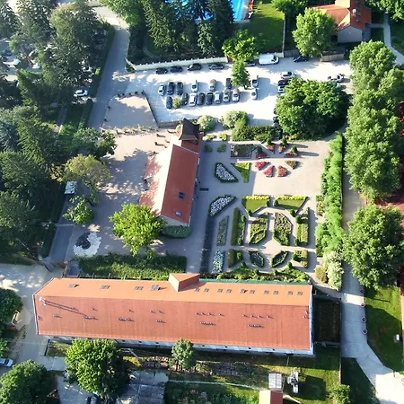 Puchner Kastelyszallo Premium 4*