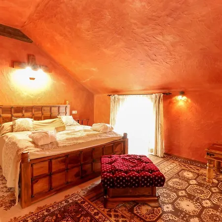 Hotel Puchner Kastelyszallo Premium Bikal