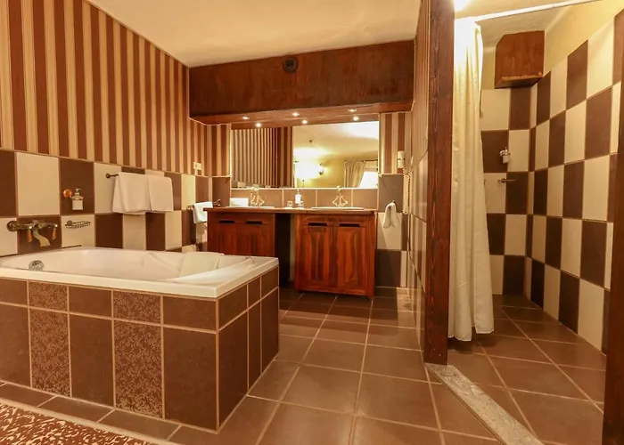 Puchner Kastelyszallo Premium Hotel Bikal