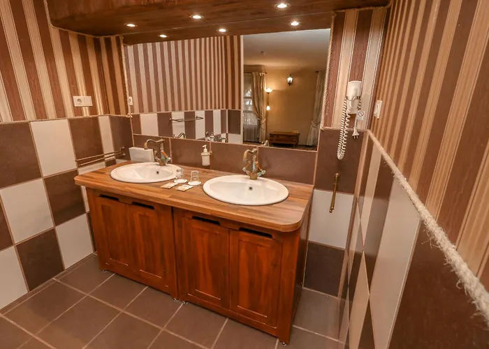 Puchner Kastelyszallo Premium Hotel
